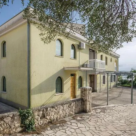 Iovo - Two Bedroom With Terrace A5 * Τρογκίρ
